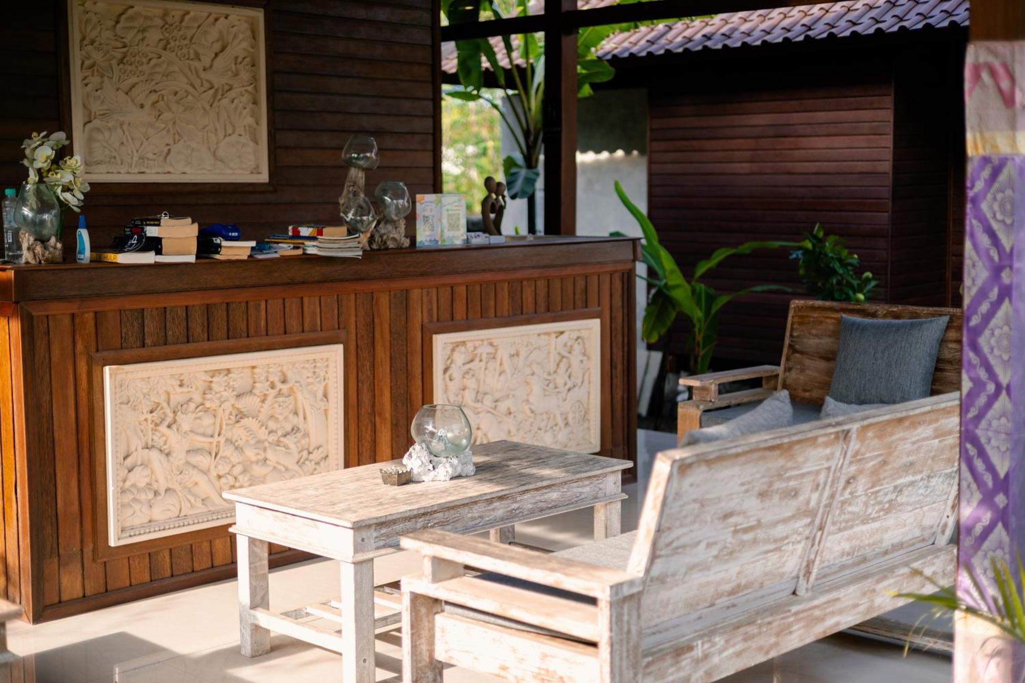 Sunset Star Huts Hotel Nusa Lembongan  Exterior photo